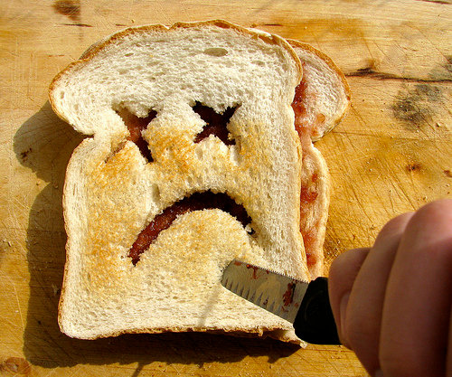 gluten free, gluten-free, gluten, how to eat gluten free, what foods have gluten, what foods are gluten free, gluten free foods, is oatmeal gluten free, are oats gluten free, gluten free diet, what is gluten free