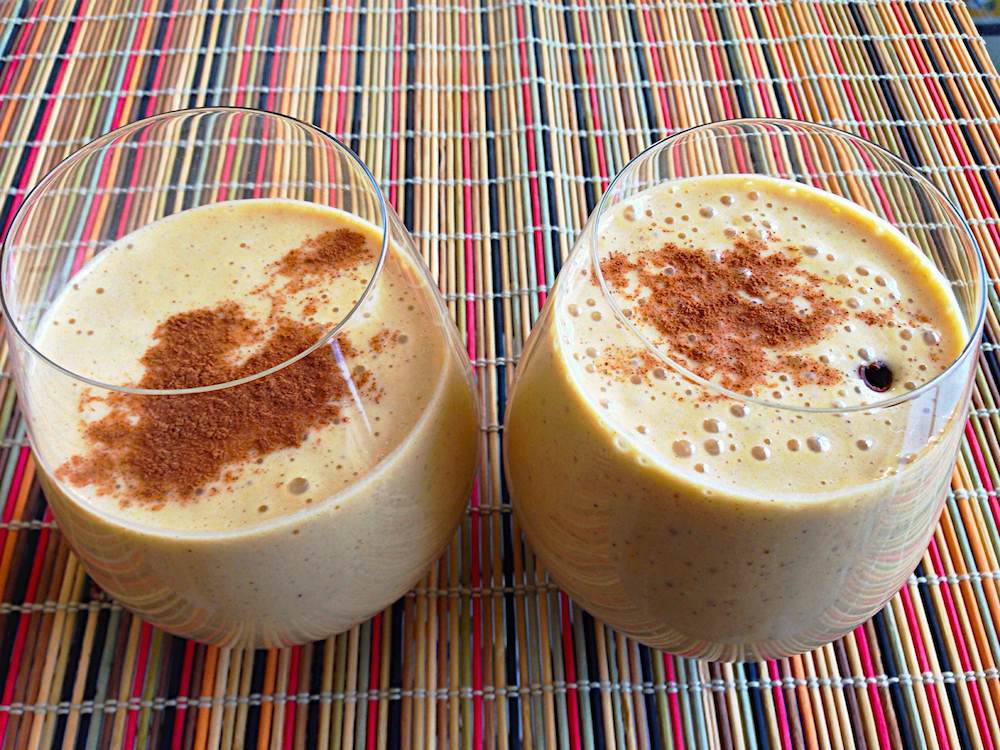 pumpkin pie protein smoothie, pumpkin pie protein shake, pumpkin pie smoothie, pumpkin protein smoothie, pumpkin spice protein smoothie, pumpkin smoothie, pumpkin protein shake, healthy pumpkin smoothie